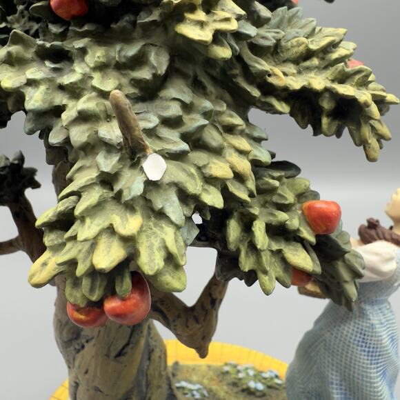 Franklin Mint Wizard of Oz Dorothy and Wicked Apple Tree Figurine Read - Picture 10 of 12